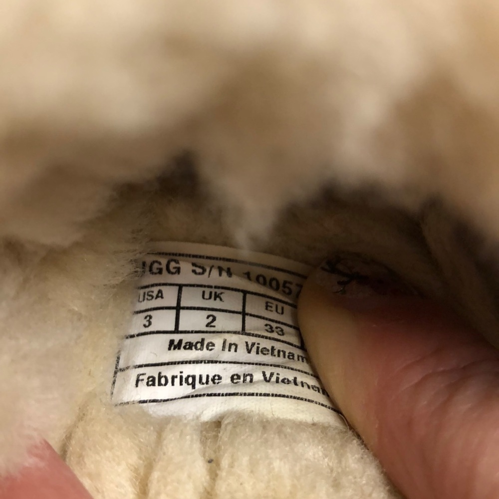 Ugg slippers - Picture 4 of 4
